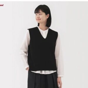 NEW Stefanel - Cashmere Vest